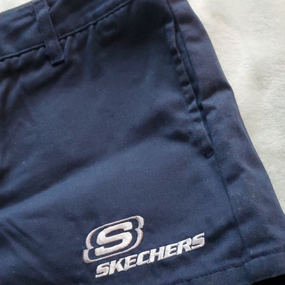 UNIQLO Strechy Denim Shorts - Picture 10 of 10